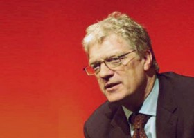 Ken Robinson: Las tecnologías pueden ayudar a revolucionar la educación | Recurso educativo 613459